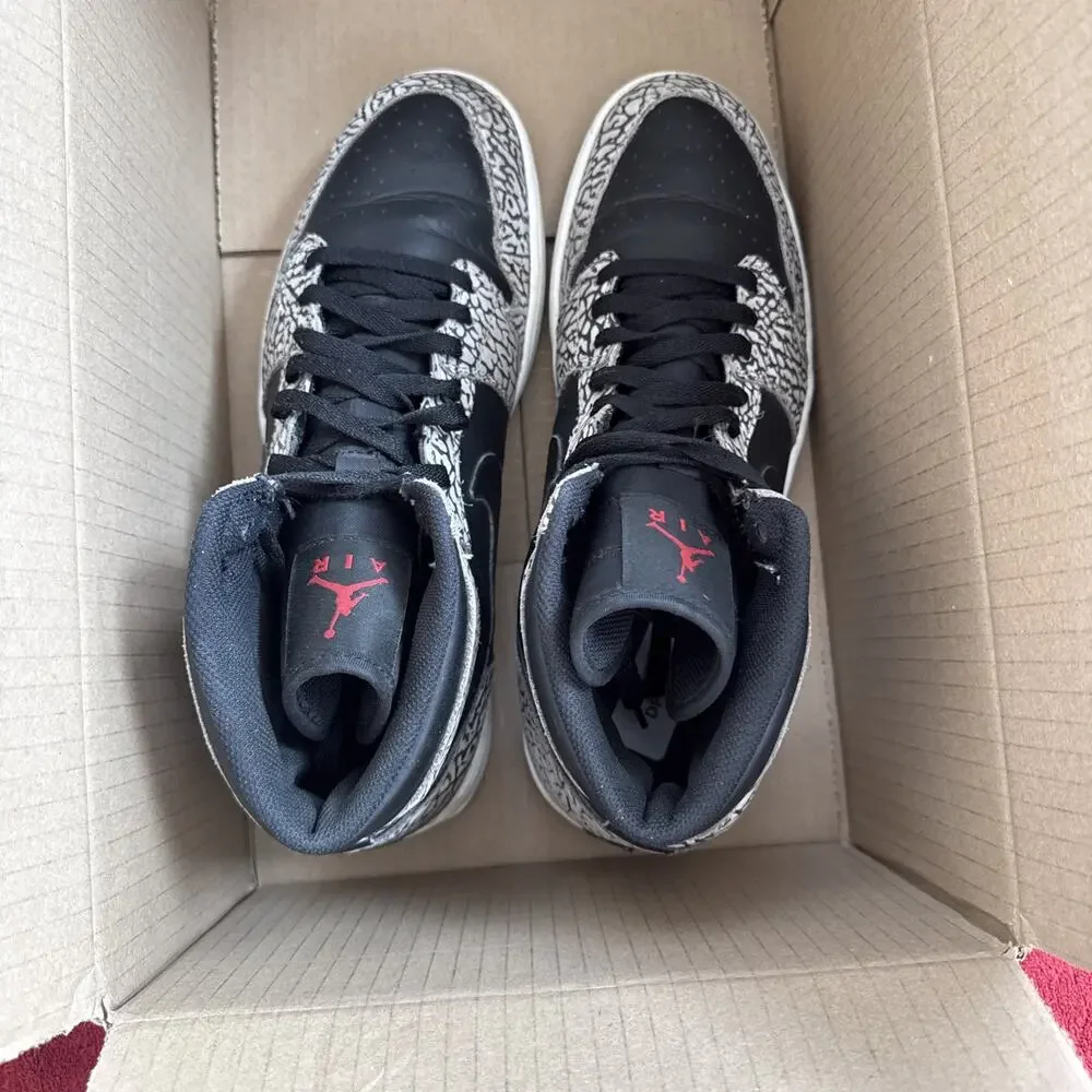 Jordan Men’s Athletic Shoes Black, Gray, Red